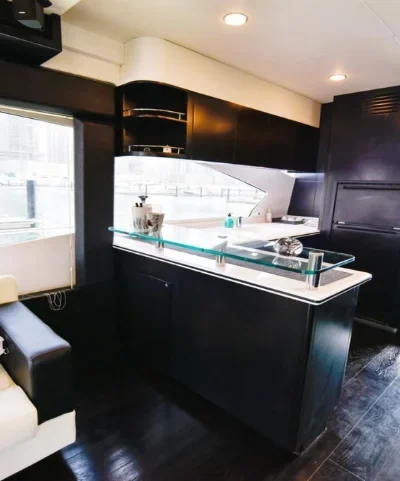 Big Boss – 90 ft Luxury Yacht