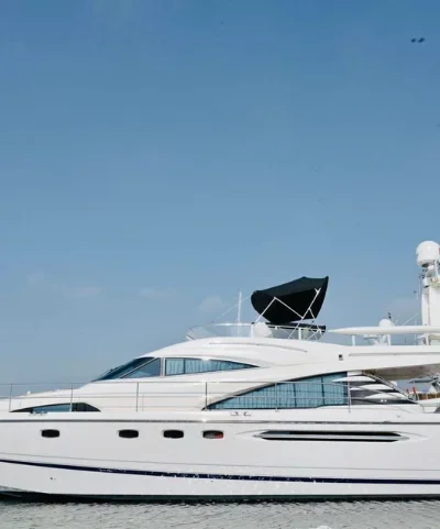 Lina – 60 ft Luxury Yacht